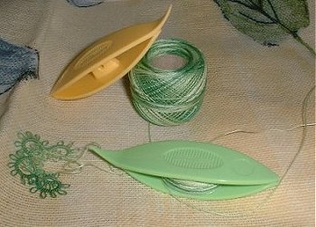Clover Plastic Shuttles
