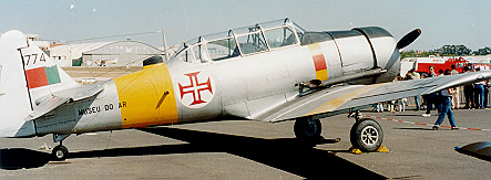 Hravard Mk.IV 1774 with color scheme from the fifities (L.Tavares)