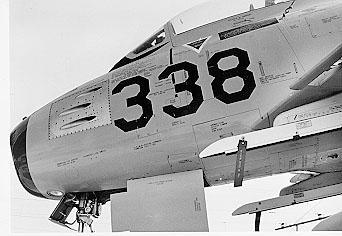 5338 detail of front fuselage (L.Tavares)