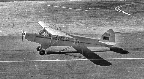 L-18C 3218 at Lisbon 1961 (L.Tavares)