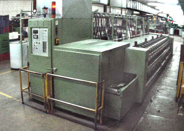 wpe15.jpg (35788 bytes)