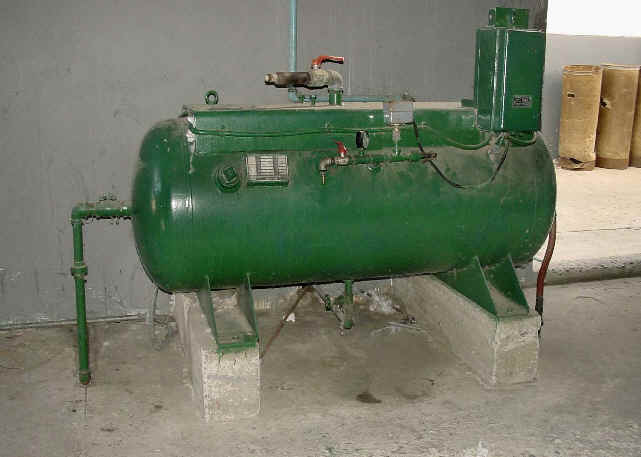 wpe6.jpg (26049 bytes)