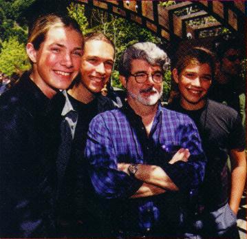 And now for some eye-candy, here is Hanson with Star Wars creator George Lucas at the Skywalker Ranch premiere of 'Star Wars: Episode I - the Phantom Menace' (no, I'm not talking about Mr. Lucas :D)