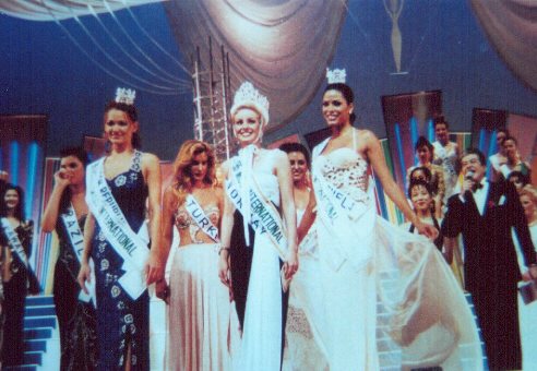Top Three at Miss International 1995