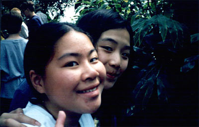 Julie, Alyssa at the Butterfly Conservatory