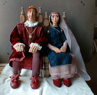 KingAndQueen.JPG (37561 bytes)