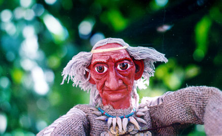 shaman.JPG (43970 bytes)