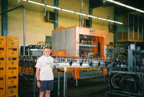 bottling machine.jpg (67876 bytes)