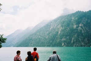 mountains from boat.jpg (50787 bytes)