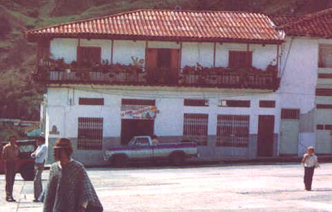 cascult.jpg (54793 bytes)