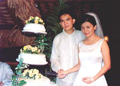 cake.JPG (24500 bytes)