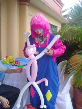 clown twisting balloons
