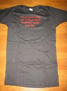 psychoIIshirtback.jpg (360054 bytes)