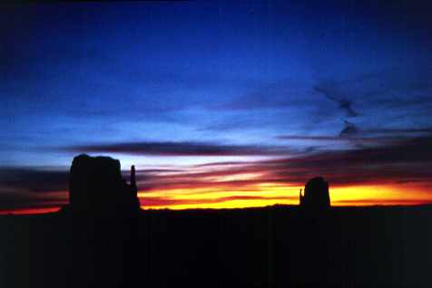 Monument Valley mit tollem Himmel