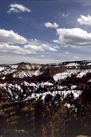 Bryce Canyon mit Schnee