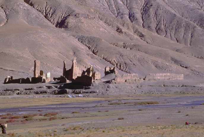 [Ruined fortress]
