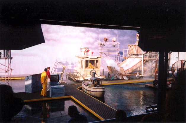 The special effects water tank