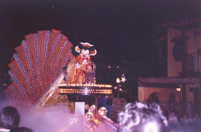 Mickey shines in SpectroMagict