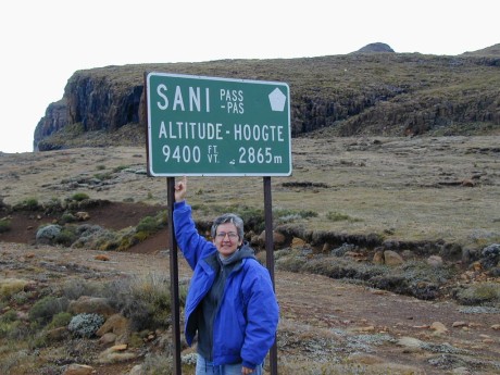 A sign showing the altitude