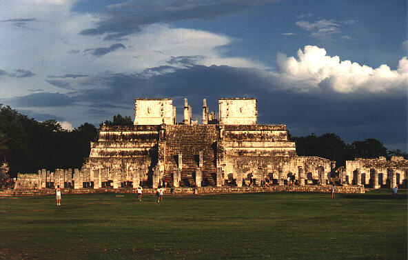 itza1.jpg