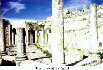 Dougga.jpg (45104 octets)