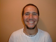 A mi me busca la DEA por trfico de Kava! Tambin me busca la CIA por conexiones con la Mafia y la Crest para un comercial de dientes blancos!!!!