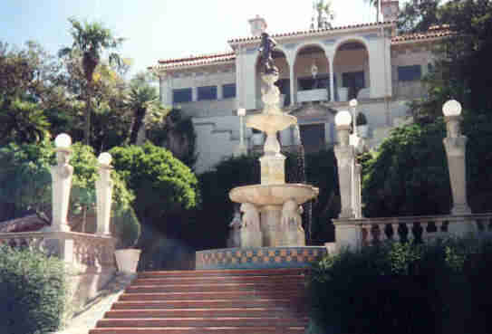 [fountain]
