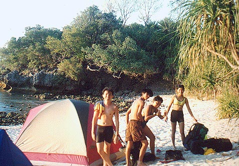 puertoboat.jpg (43558 bytes)