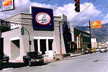 Centro Comercial El Tri&aacute;ngulo