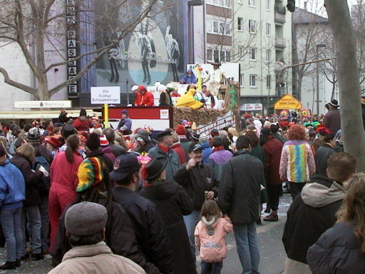 carnival06.JPG