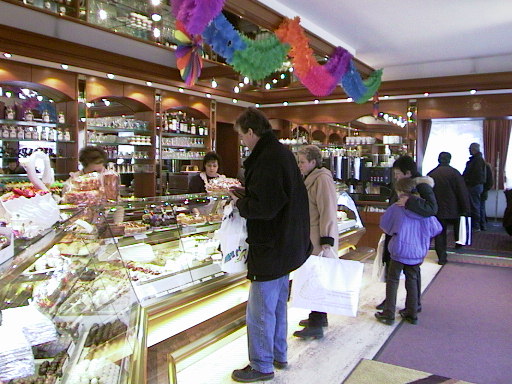 domecafe5.jpg