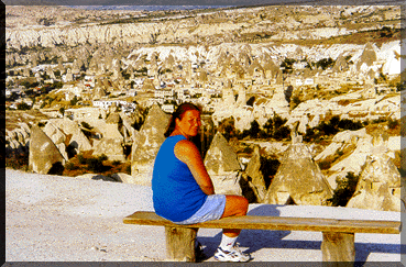 cappadocia_view.gif (82164 bytes)