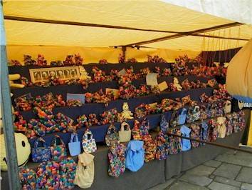 stall4.jpg (46774 bytes)