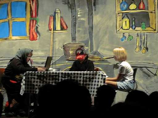 b�hnenbild.jpg (25560 Byte)