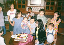 bday4.jpg (40733 bytes)