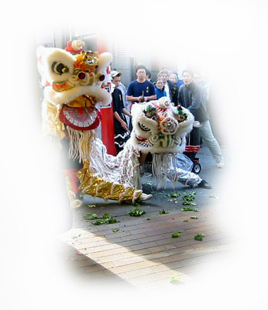 Gold and Silver lions - Vancouver, Canada