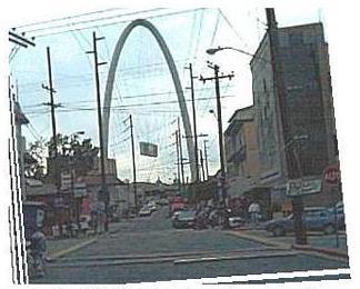 

Ramn Huerta  was      crossing  the     new      old bridge

there  in  1963              when 

the beer carnival           ferris wheel 

fell over            on your left .

 

	gringo dave took this foto we gfxd