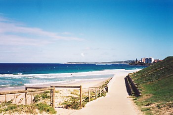 Path down Cronulla Beach
