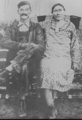 Pappi and Mammi Arnold