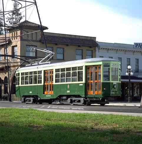 trolley_2001