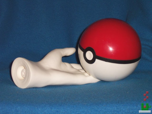 Pokeball (c) 2005 TStodden, (c) 2005 N.M.E.
All Rights Reserved