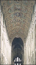 nave.jpg (19842 bytes)