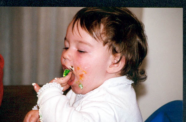 Cake.jpg (42880 bytes)