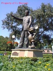 01a Walt & MickeyWEb.jpg (27179 bytes)
