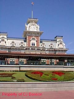 Entrance to MainstreetWeb .jpg (17745 bytes)