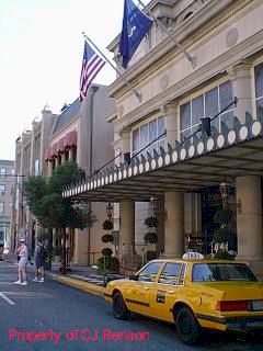 MGM Street Scene3.jpg (20827 bytes)