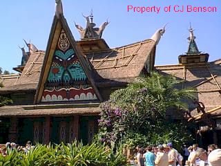 Tiki RoomWeb.jpg (25877 bytes)