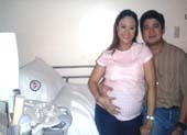 Tintin: January 21, 2005, having my 4D Ultrasound at St. Luke's. HI-TECH! Makikita na kung sino kamukha ng baby!