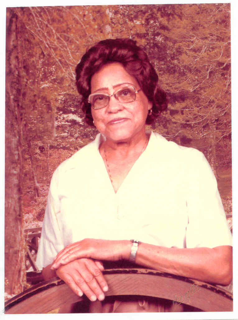 Aunt Amy Dykes