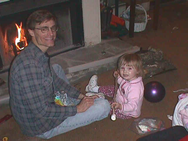 2RoastingMarshmellows20010417.jpg (44619 bytes)